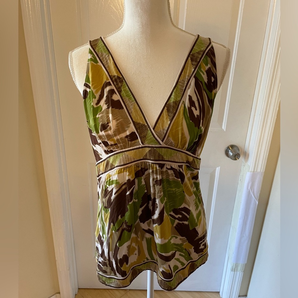 BCBG tank style top. Size large